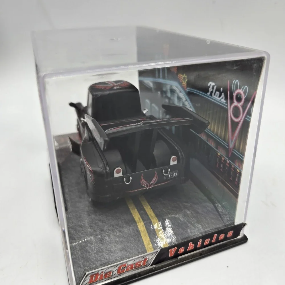 Disney Store Pixar Cars Diecast 1:43 HOT ROD MATER‎ Chase New In Acrylic Case